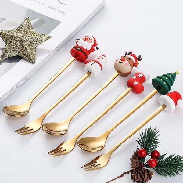 Christmas Spoon & Fork Gift Set _0002_Layer 14.jpg