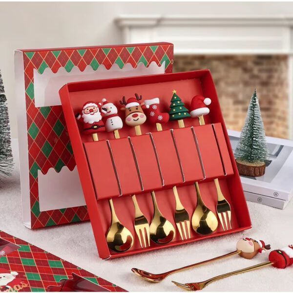 Christmas Spoon & Fork Gift Set _0005_Layer 13.jpg